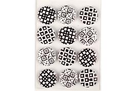 12 boutons en bois motifs imprimés noir et blanc - diam. 2,5 cm