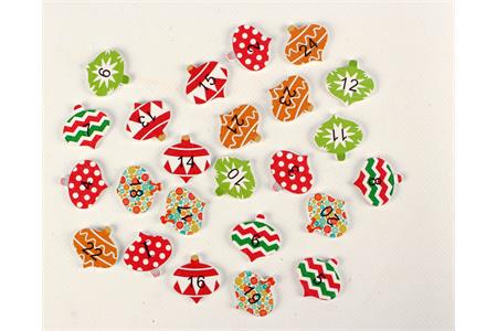 24 stickers numérotés en bois forme boule de Noël couleurs assorties - 2,5 x 2 x 0,2 cm