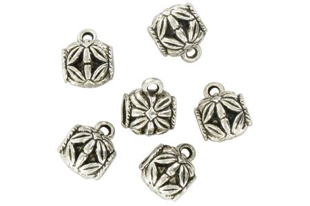 6 perles métalliques pour charms et breloques argent vieilli